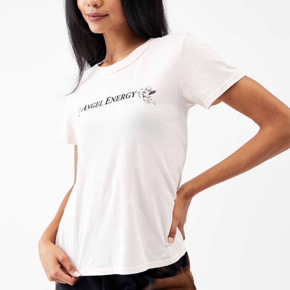 4/$20 ⭐️ Pacsun • Light Pink Fitted ‘Angel Energy’ Graphic Tee